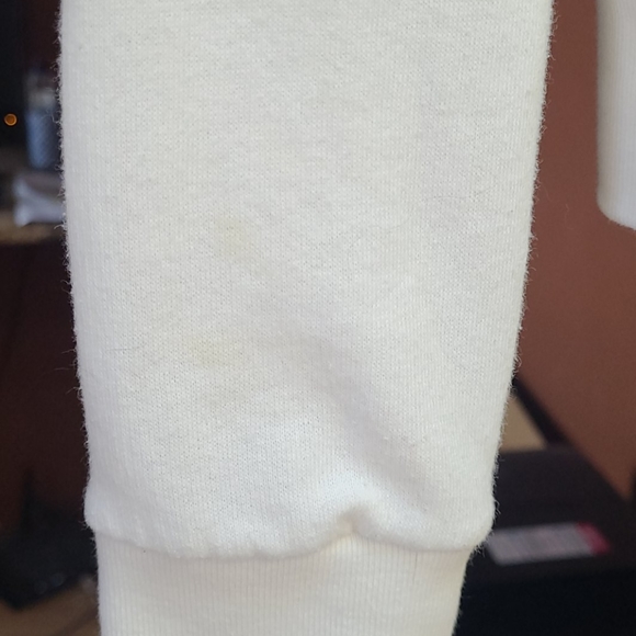 Sweatshirt - Picture 4 of 4